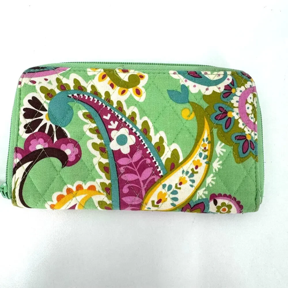 Vera Bradley note* travel bradley